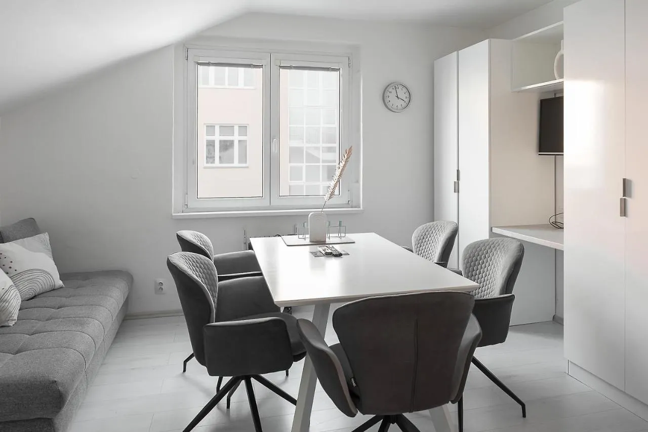 Skolska Winter Terrace Apartment Прага 0*,  Чехия